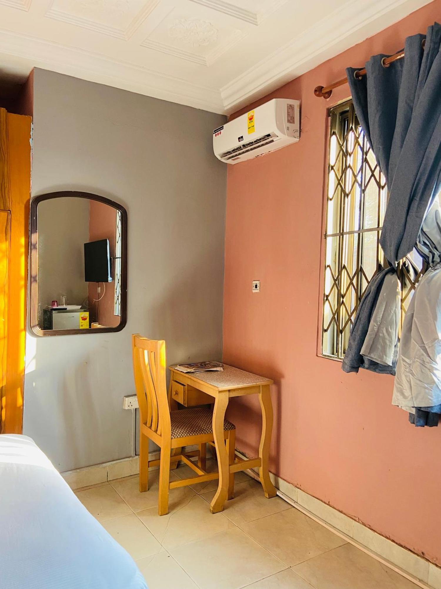 Heaven Gate Hotel Accra Exterior photo